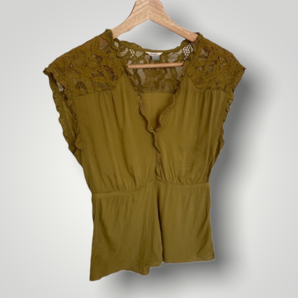 Fossil • Green Lace Blouse